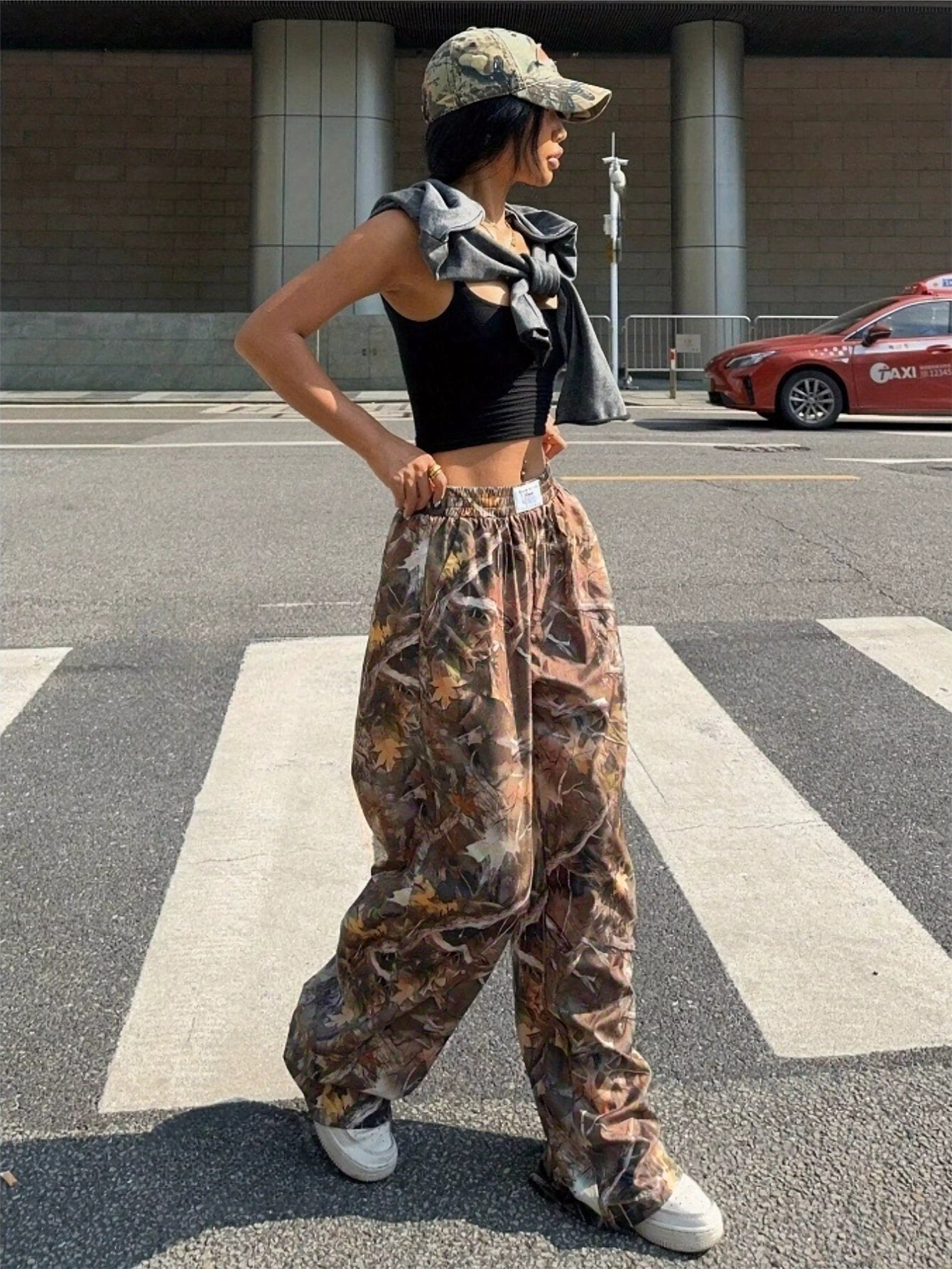 Slimming Casual Pants Hip Hop Retro Street Multi - pocket Camouflage Cargo Pants For Women Y2k Hip - hop Cargo Grunge Baggy Trousers โ travel - inspired 0 by Aroundtheworldinarush
