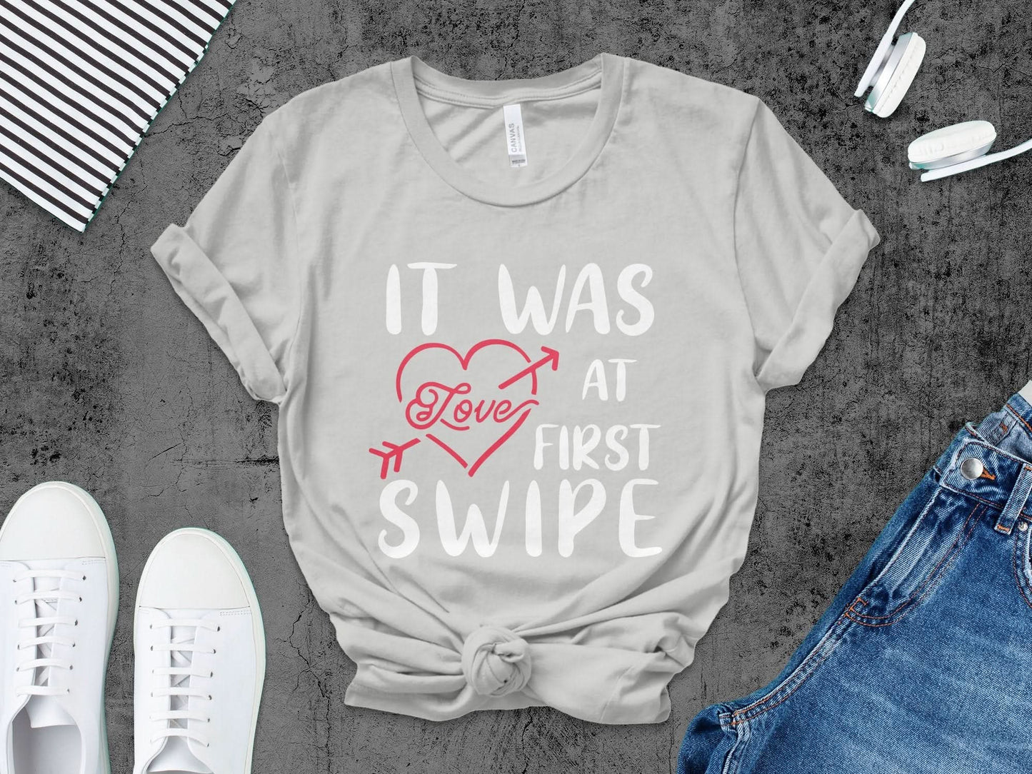 It was Love at First Swipe – travel - inspired by Aroundtheworldinarush