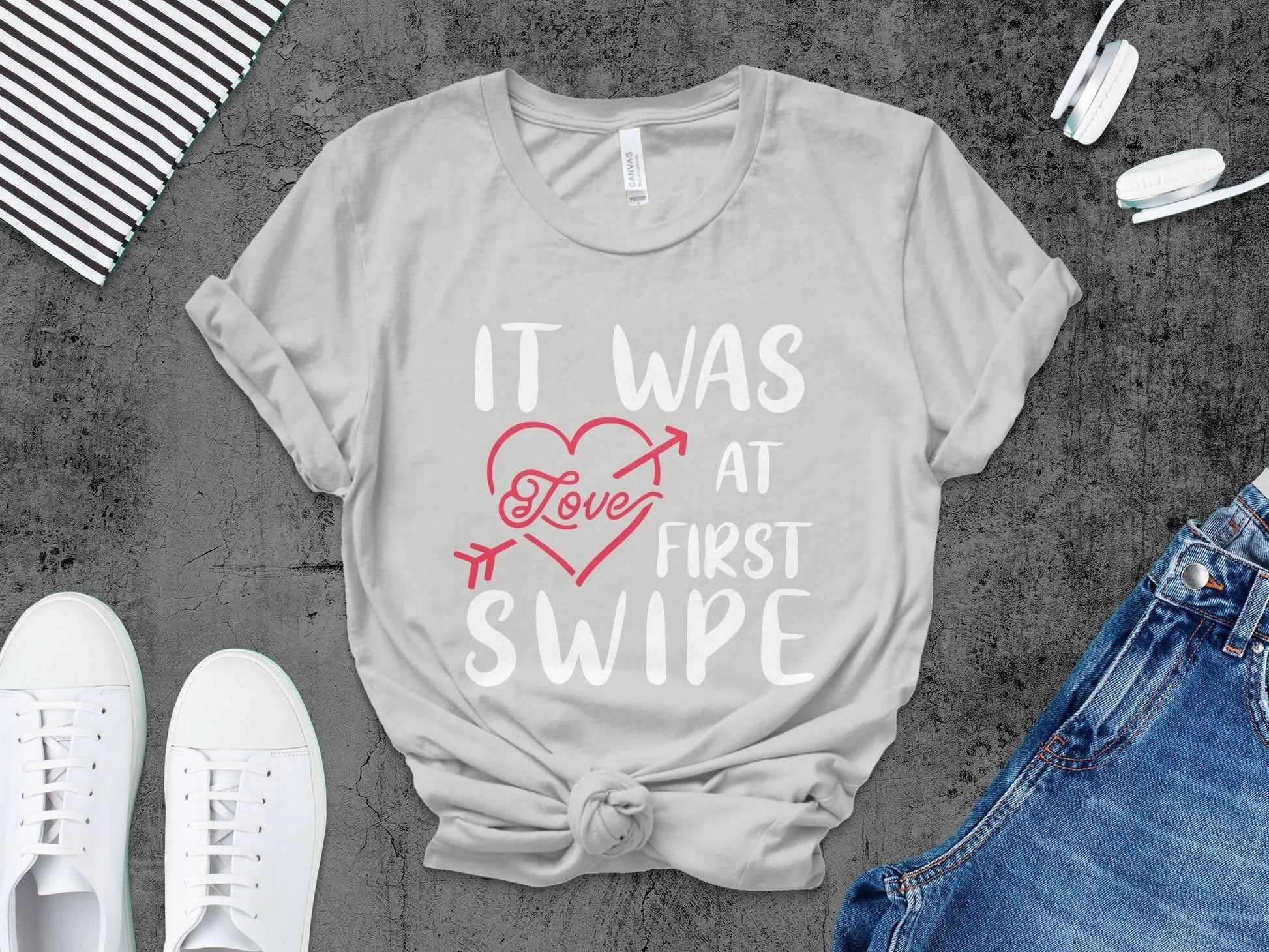 It was Love at First Swipe – travel - inspired by Aroundtheworldinarush