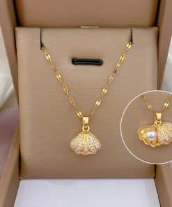 Shell Pearl Necklace With Rhinestones Female Zircon Temperament Personality Jewelry