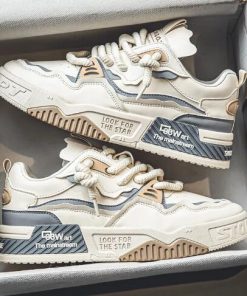 Everyday plain trainers for men