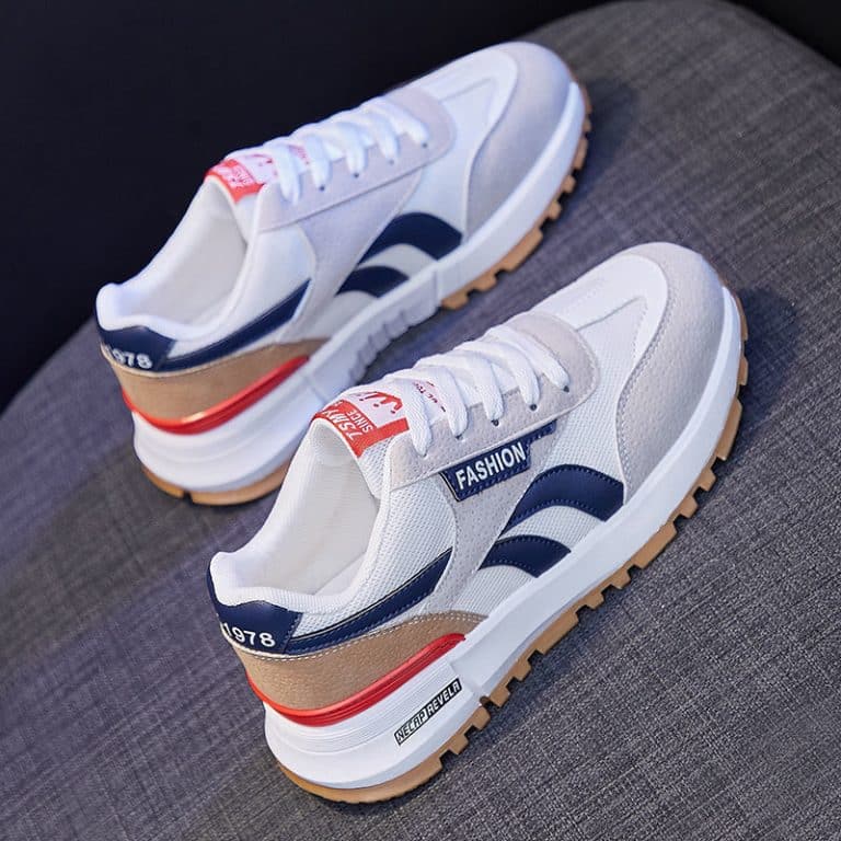 Lightweight breathable trainers for women