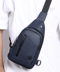 Men's casual outdoor messenger shoulder bag
