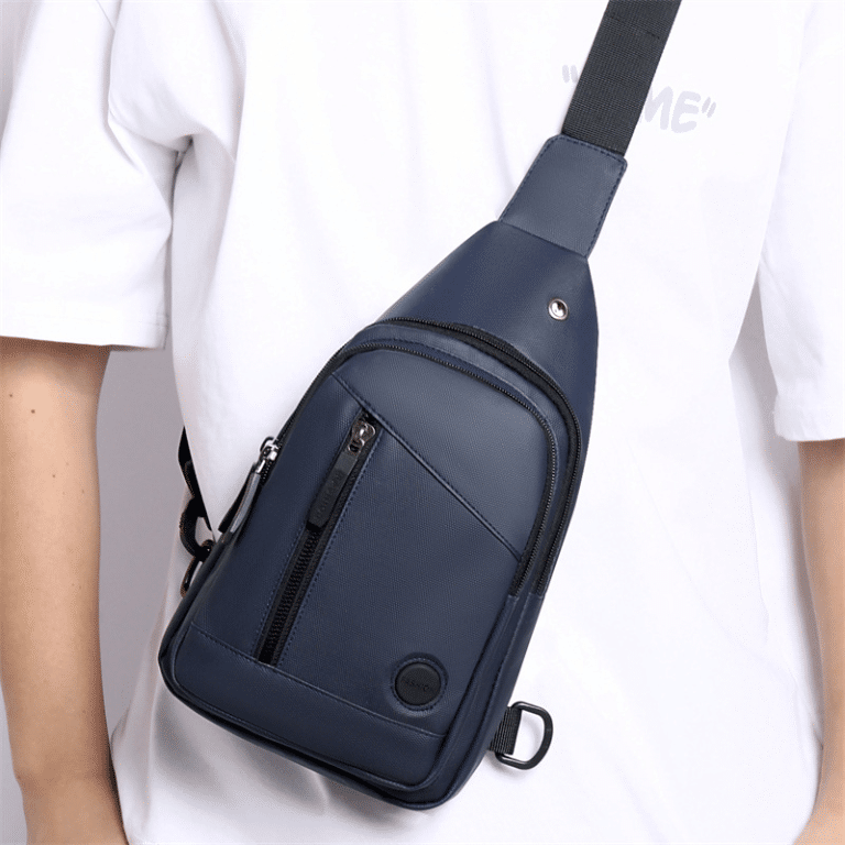 Men's casual outdoor messenger shoulder bag