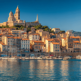 Photorealistic travel scene illustrating marsiglia france — Marsiglia France: 7 Stunning Must-See Highlights