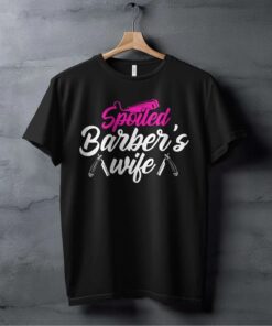 barber-wife-clothing-around-the-world-in-a-rush-6469032