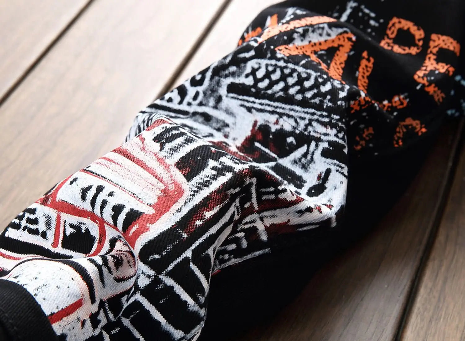 high-street-fashion-mens-jeans-0-around-the-world-in-a-rush-4757463