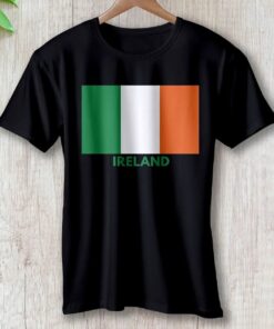 ireland-clothing-around-the-world-in-a-rush-2700918