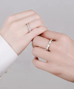 moissanite-minimalist-rhodium-plated-ring-around-the-world-in-a-rush-2542225