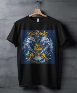 vintage-ship-around-the-world-in-a-rush-9625744